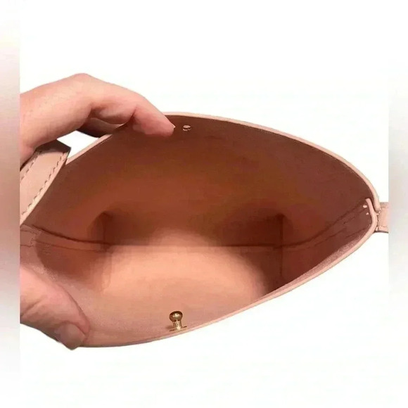 Samara bucket bag adjustable strap vegan leather pink - Picture 9 of 9